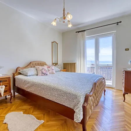 Apartment Valy By Interhome